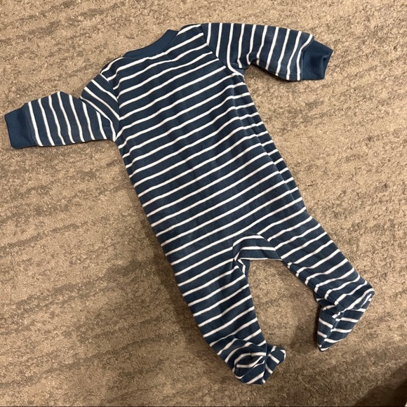 Carter’s 3m Puppy Footie Pajamas - Picture 2 of 4